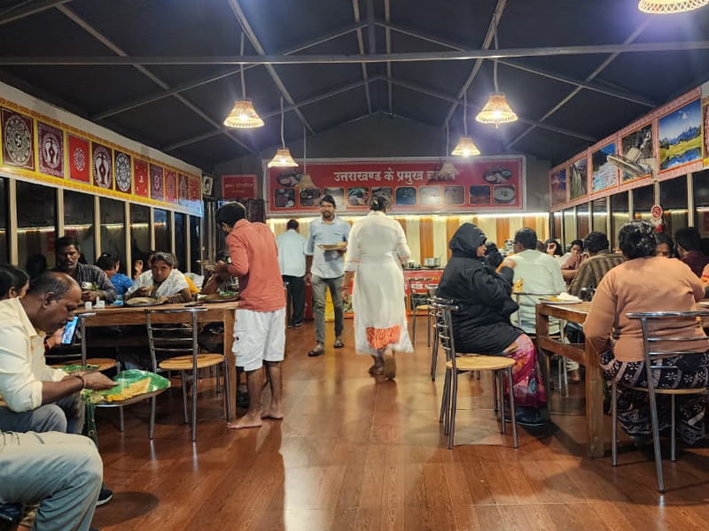 Hotel with Restaurant in Kedarnath Route